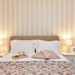 Πανσιόν Harvey's Luxury 4*