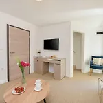 Harvey's Luxury 4*