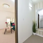 Penzion Harvey's Luxury 4*