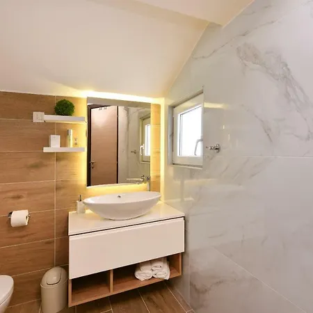 Harvey's Luxury Pensionat 4*