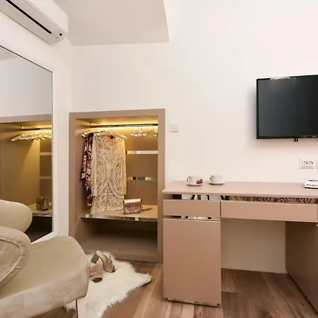 Harvey's Luxury Vendégház 4*