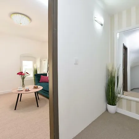 Vendégház Harvey's Luxury 4*