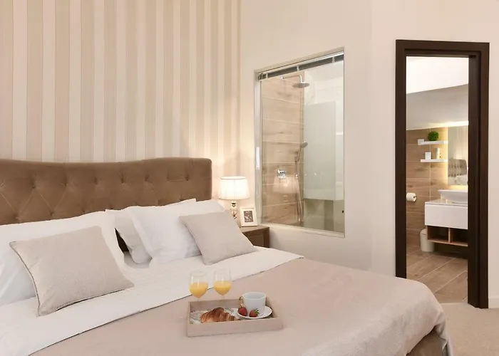 Harvey's Luxury Πανσιόν